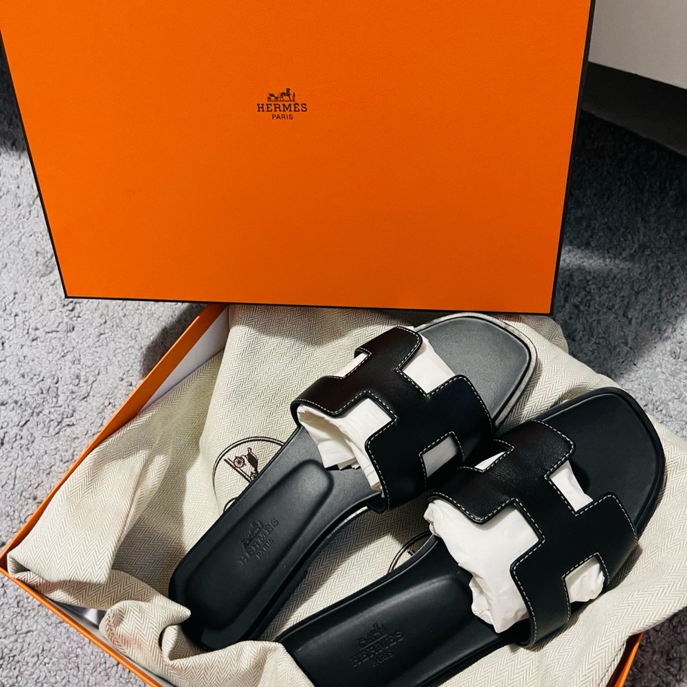 Hermès Black and White Sandals